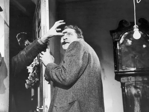 THE LAST MAN ON EARTH (1964) Watch THE LAST MAN ON EARTH (1964)