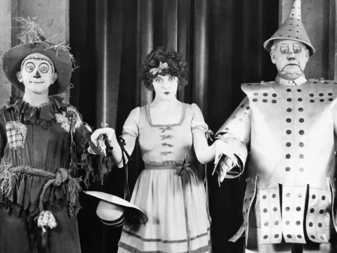 watch THE WIZARD OF OZ (1925)